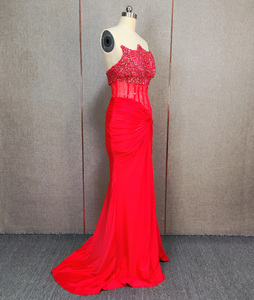 Abito da Sera Lusso Dubai Rosso Arabo Senza Spalline con Spacco Laterale e Perline, Stile <span class=keywords><strong>Sirena</strong></span>, per Occasioni Formali - Product Image 5