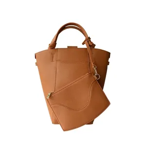 2024 nueva cesta Bolsas Mujer bolsos de cubo de gran capacidad para Mujer bolso de hombro Mujer diseño de nicho Bolsos cuadrados