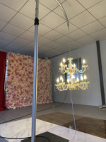 Cintre et coupleur de lustre en aluminium incurvé avec plaque de base en acier lourd
