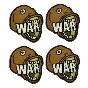 Parche Bordado de Morale con Diseño de Casco de Guerrero con un Ojo Destrozado, Listo para Enviar, para Mochilas Tácticas y Gorras - Product Image 1