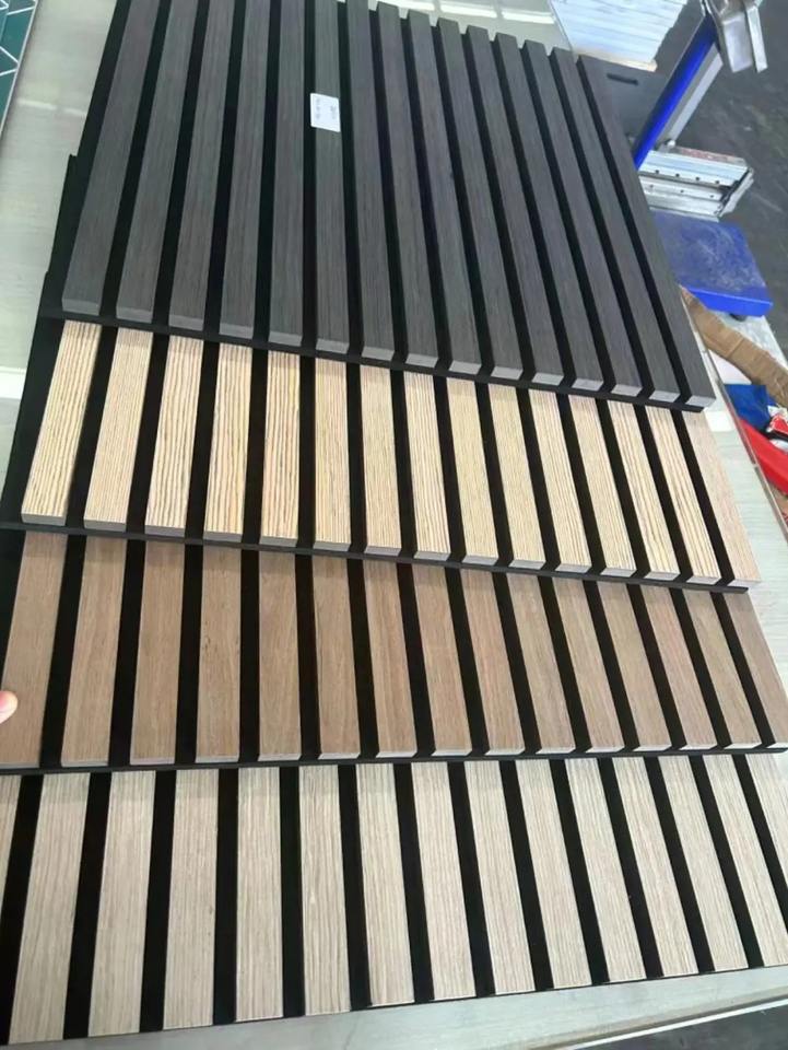 Wood Veneer Slat Acoustic Wall Panels 80% Noise Reduction Fireproof ...
