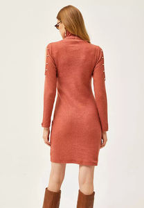 OEM venta al por mayor Gran oferta sin espalda cuello alto suéter vestido de manga larga virgen asesino suéter mujer Sexy suéter - Product Image 3