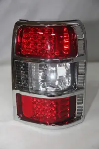 Lampu belakang mobil R MB831066 PAJERO V31 V32 1992-1998 dengan LED untuk MITSUBISHI