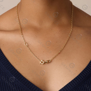 Collier pendentif en argent 925 Gemnel, minimaliste, moderne, avec croix carrée, fermoir en U et pendentif en Y - Product Image 5