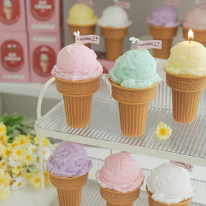 Bougie parfumée en cire de soja en forme de <span class=keywords><strong>cornet</strong></span> de glace, saveur <span class=keywords><strong>vanille</strong></span>, <span class=keywords><strong>fraise</strong></span>, chocolat, art culinaire fantaisie, mignonne et amusante, à faire soi-même, best-seller 2026 - Product Image 1