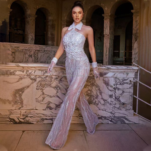 Novance Y5317 Nuovi Prodotti 2025 Tuta Elegante da <span class=keywords><strong>Donna</strong></span> con Catena di Perle Bianche e Strass, <span class=keywords><strong>Abbigliamento</strong></span> Chic da Palcoscenico per Cantanti - Product Image 1