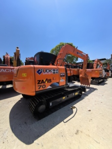 Excavadoras usadas HITACHI mini ZX70 de 7 toneladas en buen estado, bajo precio, de segunda mano. - Product Image 2