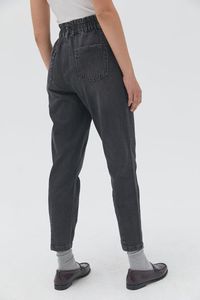 Vente en gros de jeans maman en denim à <span class=keywords><strong>taille</strong></span> <span class=keywords><strong>haute</strong></span>, à fermeture éclair, à jambe courte, à <span class=keywords><strong>taille</strong></span> élastique, noirs et doux, pour femmes - Product Image 4