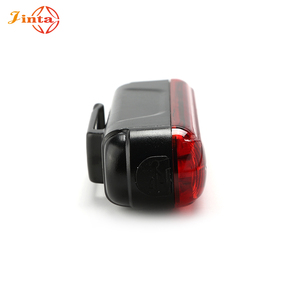 Задний фонарь для велосипеда Jinta 82*20*30 мм USB-C, сверхъяркий COB LED, с датчиком торможения и индикатором заряда, 350/500 мАч - Product Image 5