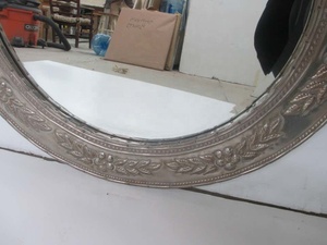 Round <b>Metal</b> <b>Framed</b> Mirror with Floral Design Traditional Wall Decor - Product Image 3