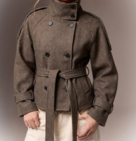 Manteau doux croisé élégant et polyvalent pour femme MYST&ZA, nouvelle collection automne 2026, avec ceinture