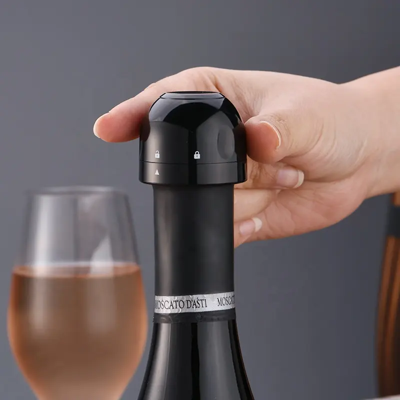Manufacturer Swivel to Lock Easy to Use Wine Accessories Mini Vacuum Champagne Stopper Wine Bottle Stopper