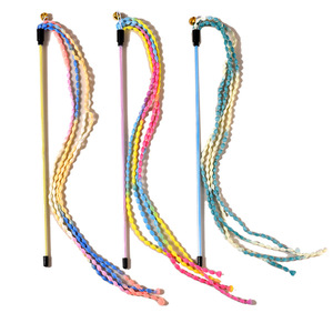 Suministros para mascotas al por mayor: Varita interactiva para gatos con cascabel, juguete de peluche con cuerda para gatitos, varita de juguete para provocar gatos - Product Image 4