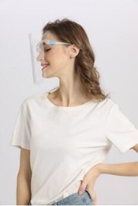 Protección contra salpicaduras de PET transparente y máscara de plástico antivaho con montura de gafas - Product Image 3