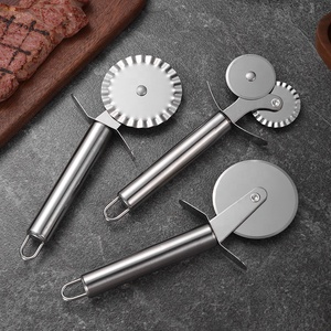 Pelle à <span class=keywords><strong>pizza</strong></span> en acier inoxydable à roue simple/double, conception spéciale, largement utilisée - Product Image 2