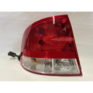 Accessoires de feu arrière Offre Spéciale pour <span class=keywords><strong>Chevrolet</strong></span> <span class=keywords><strong>aveo</strong></span> 2004 - <span class=keywords><strong>2006</strong></span> 42395698, <span class=keywords><strong>prix</strong></span> d'usine - Product Image 3