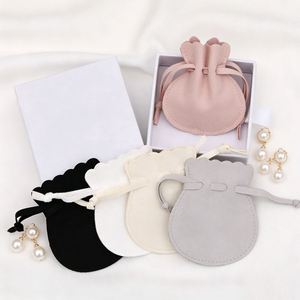 ถุงกำมะหยี่นุ่มแบบรีไซเคิลสำหรับใส่เครื่องประดับ ขายส่ง พร้อมเชือกผูก ปรับแต่งการพิมพ์ได้ ใช้เป็นถุงของขวัญ ถุงกันฝุ่น บรรจุภัณฑ์สำหรับสร้อยคอ แหวน ต่างหู - Product Image 6