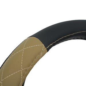 OEM ODM Cuir PU <span class=keywords><strong>de</strong></span> luxe 4 branches Taille moyenne <span class=keywords><strong>Volant</strong></span> <span class=keywords><strong>de</strong></span> direction en TPE blanc pour voitures - Product Image 3