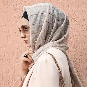 Classic Sequins Solid Color Scarf Crinkle Sparkling Breathable Shawl Stripe Print Windproof Head Wrap Travel Beach Towel