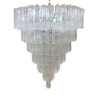 Lustre moderne pour escalier d'hôtel ou de villa, sur mesure, extra large, 7 niveaux, tubes en verre de Murano transparent