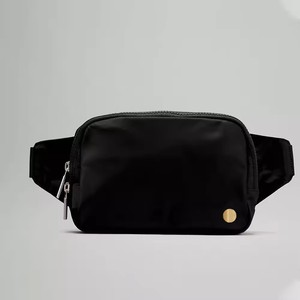 กระเป๋าคาดเอว USA Oversea Warehouse 2L แบบมีซิป สำหรับเดินป่า เหมาะสำหรับทุกเพศ - Product Image 4