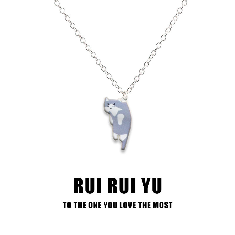 Gray cat necklace