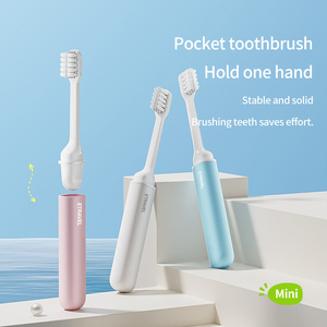 Mini <span class=keywords><strong>brosse</strong></span> à dents <span class=keywords><strong>pliable</strong></span> avec étui de rangement pour les voyages et les soins bucco-dentaires en déplacement - Product Image 4