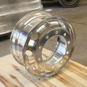 17.5インチ リム アルミニウム ホイール 17.5*6.00 Alcoa トラック ホイール 8R17.5 ハイ フローテーション タイヤ および リム トラック 合金 ホイール - Product Image 3