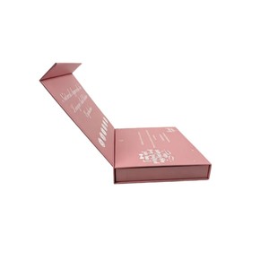 Boîtes cadeaux personnalisées de luxe en carton recyclable avec gaufrage, pelliculage mat, revêtement UV et fermeture magnétique pour préservatifs - Product Image 2