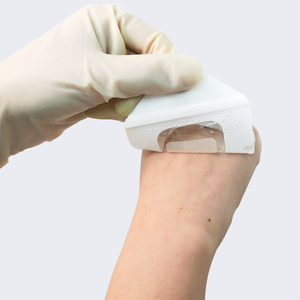Pansement stérile pour fixation <span class=keywords><strong>de</strong></span> canule IV, coussinet hydrocolloï<span class=keywords><strong>de</strong></span> imperméable, pansement film transparent pour soins des plaies en milieu hospitalier OEM - Product Image 2
