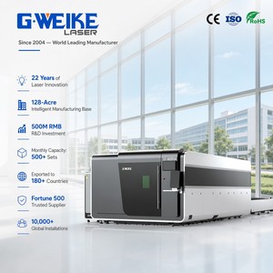 Machine de découpe laser à fibre CNC Cypcut AI fermée 2000W haute vitesse pour tôles d'acier inoxydable, d'acier au carbone et d'aluminium de 3mm à 30mm - Product Image 1