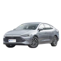 BYD Qin PLUS DM-i 2023 Hybride Rechargeable 55KM Édition Champion Prolongateur d'autonomie Automatique Cuir R16 Berline Voitures d'occasion