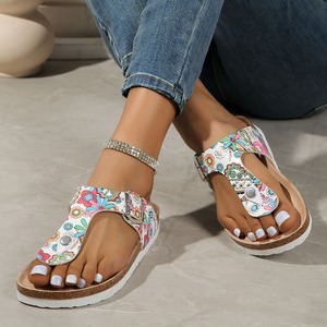 Summer's Latest Ladies Sandals Floral Rhinestone Flip-Flops <b>Clip</b> Footprints PU Hot-selling Wholesale Fashion for Autumn Beach - Product Image 3