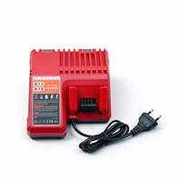 Clé à chocs sans fil Milwaukee de qualité industrielle 18V, ensemble de 1/2 pouce avec moteur sans balais, comprend une batterie Li-ion 5.0Ah et un chargeur