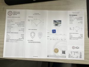 Diamante Sintético CVD Certificado por IGI, Color Rosa Intenso Fantasía, 1.23ct, Corte Pera - Product Image 3