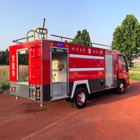 Camion de pompiers chinois 4x2 Dongfeng à double fonction eau et mousse, véhicule spécial d'intervention incendie pour les zones urbaines et les sites industriels