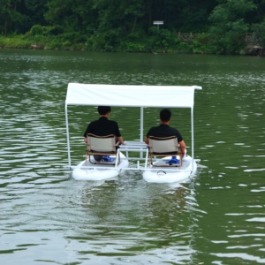 Catamarán Inflable con Pedales para 2 Adultos, Ideal para <span class=keywords><strong>Alquiler</strong></span> Comercial y Recreación Acuática, Venta Directa <span class=keywords><strong>de</strong></span> Fábrica - Product Image 1