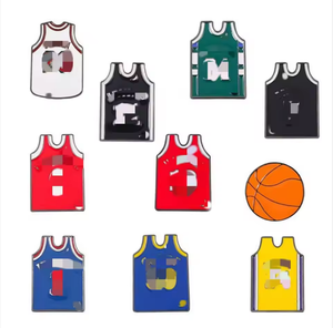 Groothandel gepolijste zinklegering zwart nikkel geplateerde Amerikaanse basketbal jersey pins emaille reversbadge met sterrenspeler textielpin - Product Image 2