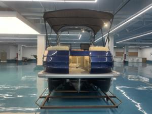 Kinocean Luxury 22ft Yacht Ponton en fibre de verre Bateau <span class=keywords><strong>Moteur</strong></span> <span class=keywords><strong>hors</strong></span>-<span class=keywords><strong>bord</strong></span> Fabrication soudée et options de revendeur OEM <span class=keywords><strong>pour</strong></span> le sport de loisir - Product Image 2