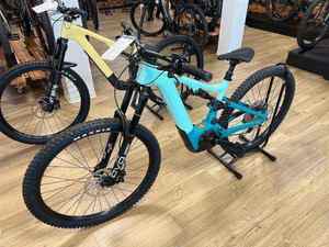 SUPER OFFRE 2026 Focus Jam <span class=keywords><strong>2</strong></span> 6.7 Vélo de montagne électrique prêt à être expédié dans le monde entier - Product Image 1