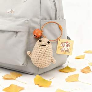 Llavero de Patata Kawaii Hecho a Mano, Amuleto para Bolso, Juguete Suave con Tarjeta de la Suerte, Decoración para el Hogar, Regalo para Amigos, Accesorio para Bolso de Uso Diario - Product Image 3