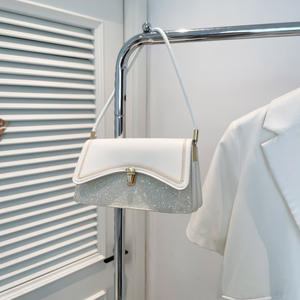 2025 New Fashion Trendy Women's Cross Shoulder Lock <b>Bag</b> <b>Small</b> <b>Bag</b> With Chain Ladies' Handbag Women's <b>Bag</b> - Product Image 2