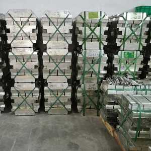 Factory Hot on Sale TIN <b>INGOTS</b> From China, TIN <b>INGOTS</b>/Tin <b>Ingot</b> SN 99.99% with Lowest Price - Product Image 3