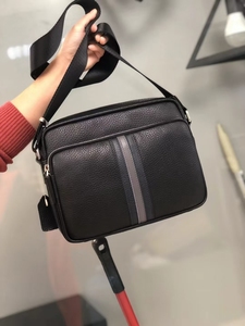 Bolso Bandolera Clásico de Cuero para Hombre, Estilo Mensajero, de Piel de Vacuno Envejecida, para Viajes en el Medio Oriente, Fabricación OEM - Product Image 2