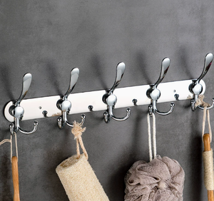 Rail mural noir mat avec 5 crochets pour serviettes, peignoirs, manteaux, design minimaliste, gain de place, rangement pour salle de bain - Product Image 6
