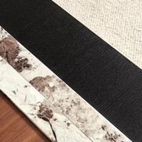 Einzelner Zeitgenössischer Couchtisch mit Verschiedenen Formen Moderne Wohnzimmermöbel für Zuhause oder Büro