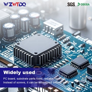 <span class=keywords><strong>Nylon66</strong></span> đen trắng <span class=keywords><strong>Snap</strong></span> đinh tán nhựa đẩy ốc vít Clip Fastener cho khung gầm ô tô - Product Image 5