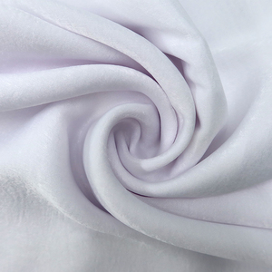 Maßgefertigter 105gsm Velours-Stoff 100% Polyester GRS Recycelt Weich Gefärbter Gewebter Stoff für Damenkleider - Product Image 3
