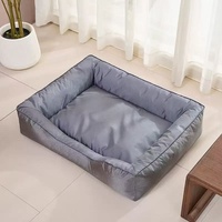 Lit pour chien classique imperméable gris, lit pour animaux de compagnie en fausse fourrure haute résilience, tissu Oxford rectangulaire, lit orthopédique rafraîchissant pour l'hiver