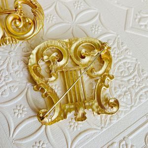 Broche Rétro de Luxe en Alliage de Zinc Plaqué Or Rose avec Cristal, pour Enfants et Unisexe, Cadeau Idéal pour Fiançailles et Mariages - Product Image 5